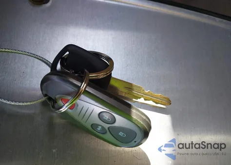 2005 Acura Tsx z USA, uszkodzony, nr VIN JH4CL96815C017366